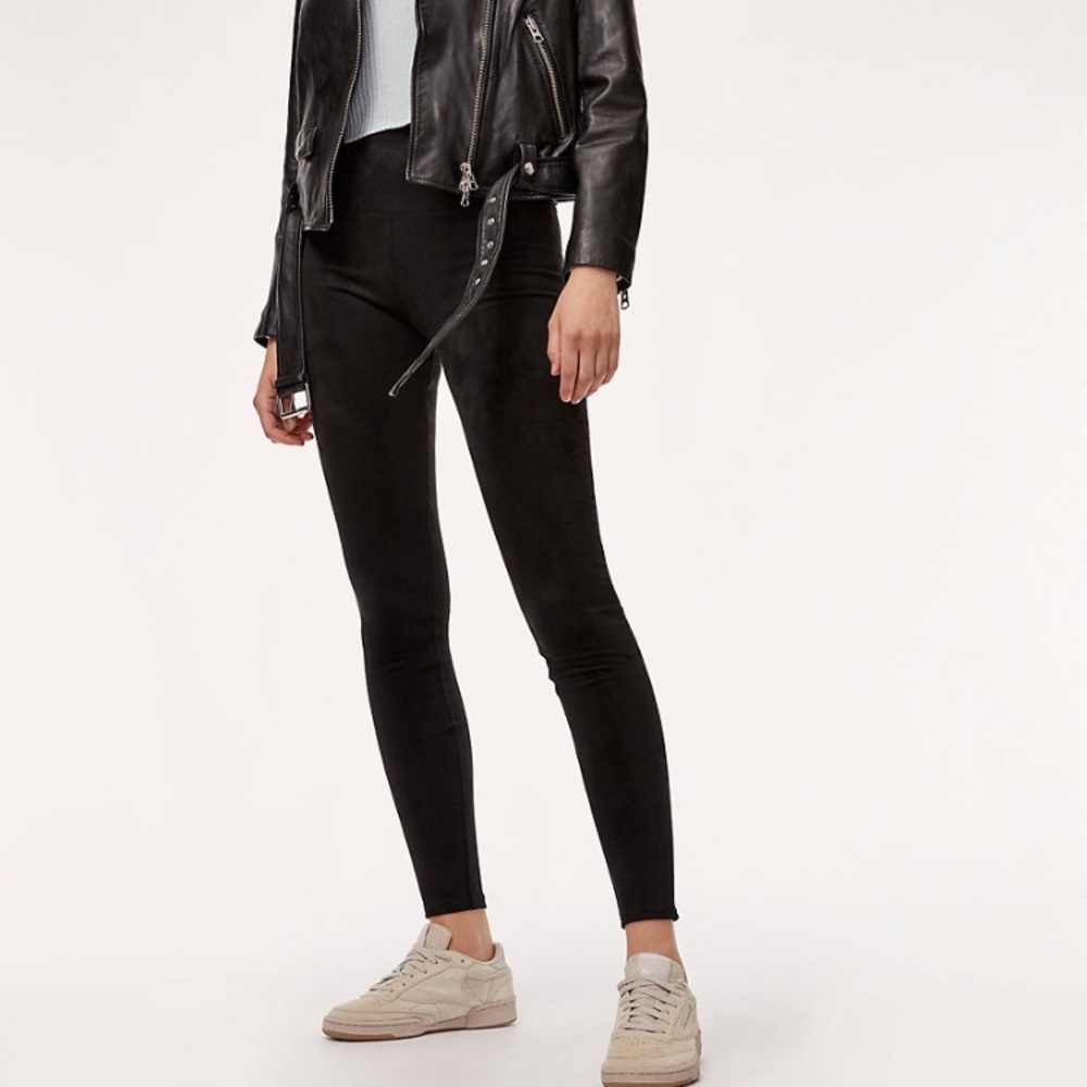 Daria Pant - Wilfred Free